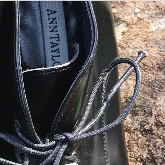 BLACK LEATHER ANKLE BOOTIES | ANN TAYLOR - Picture 6 of 6